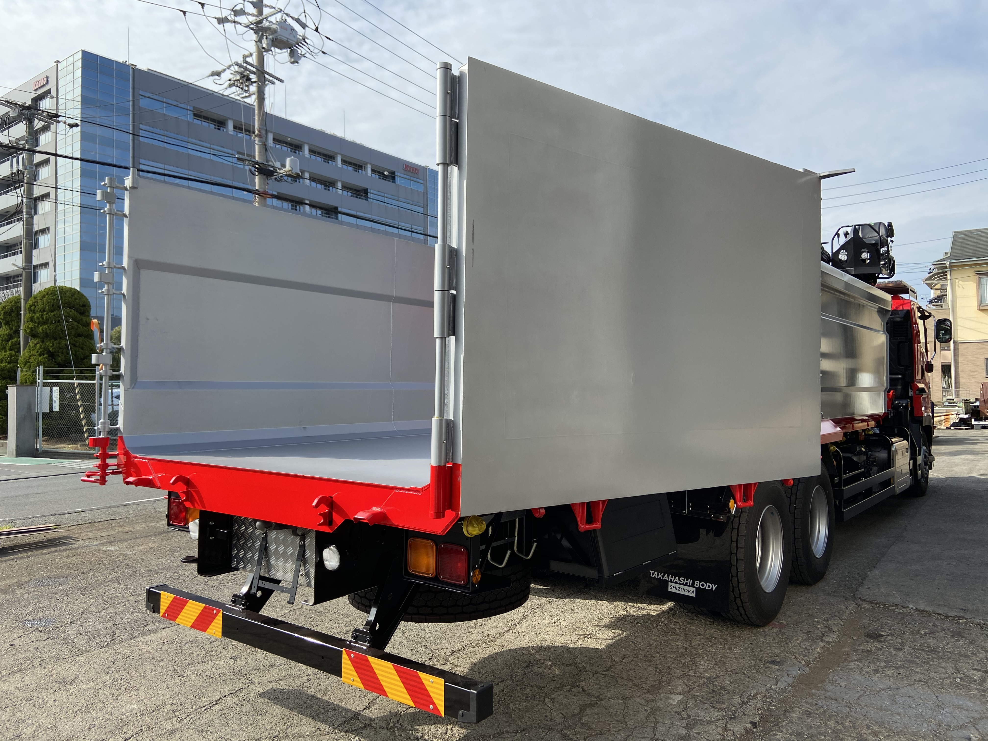 HARDOX® スクラップ運搬車輌 27㎥ PALFINGER 製作写真4