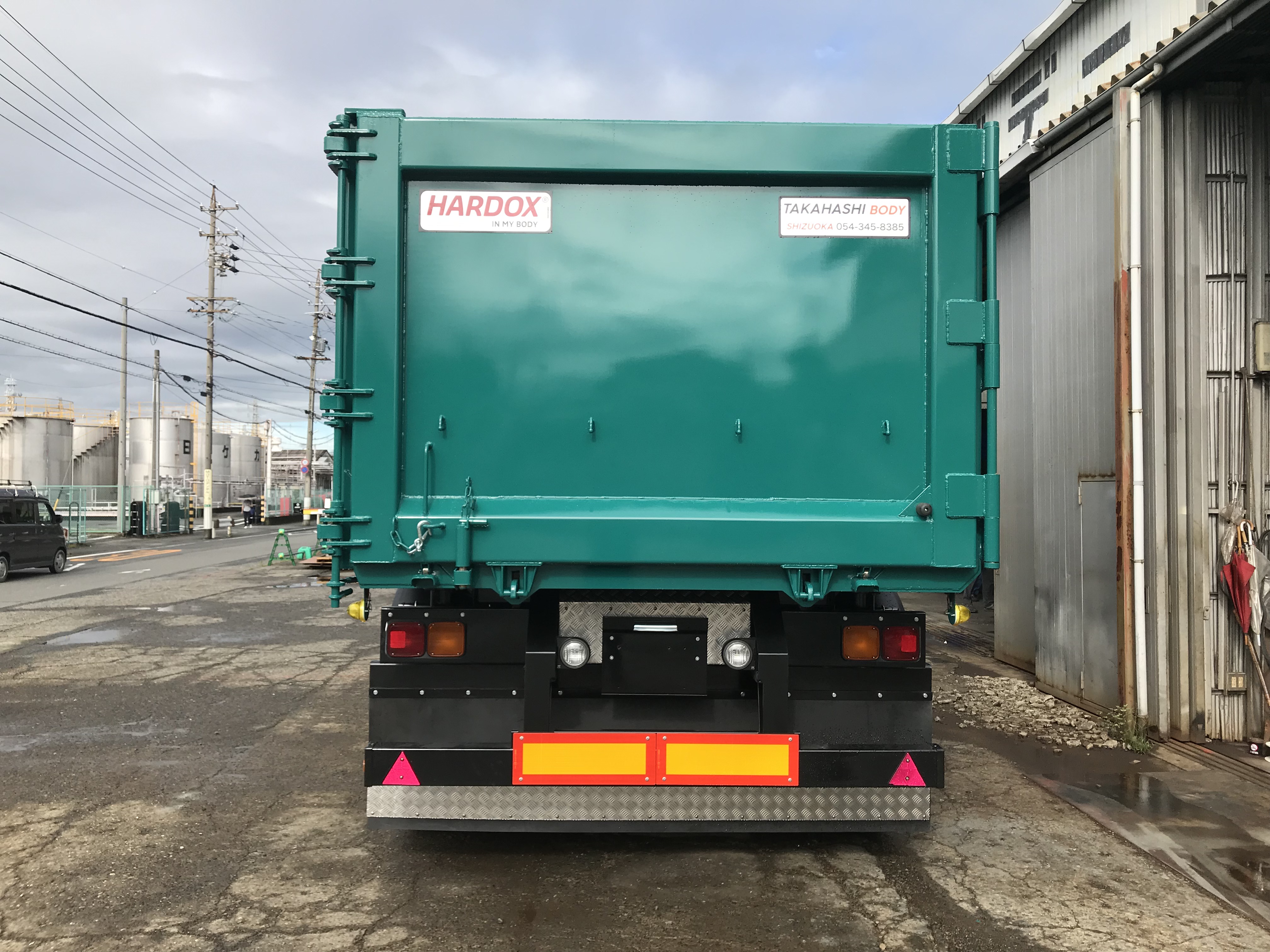 HARDOX® ダンプセミトレーラー 36㎥ 横開きタイプ 製作写真4