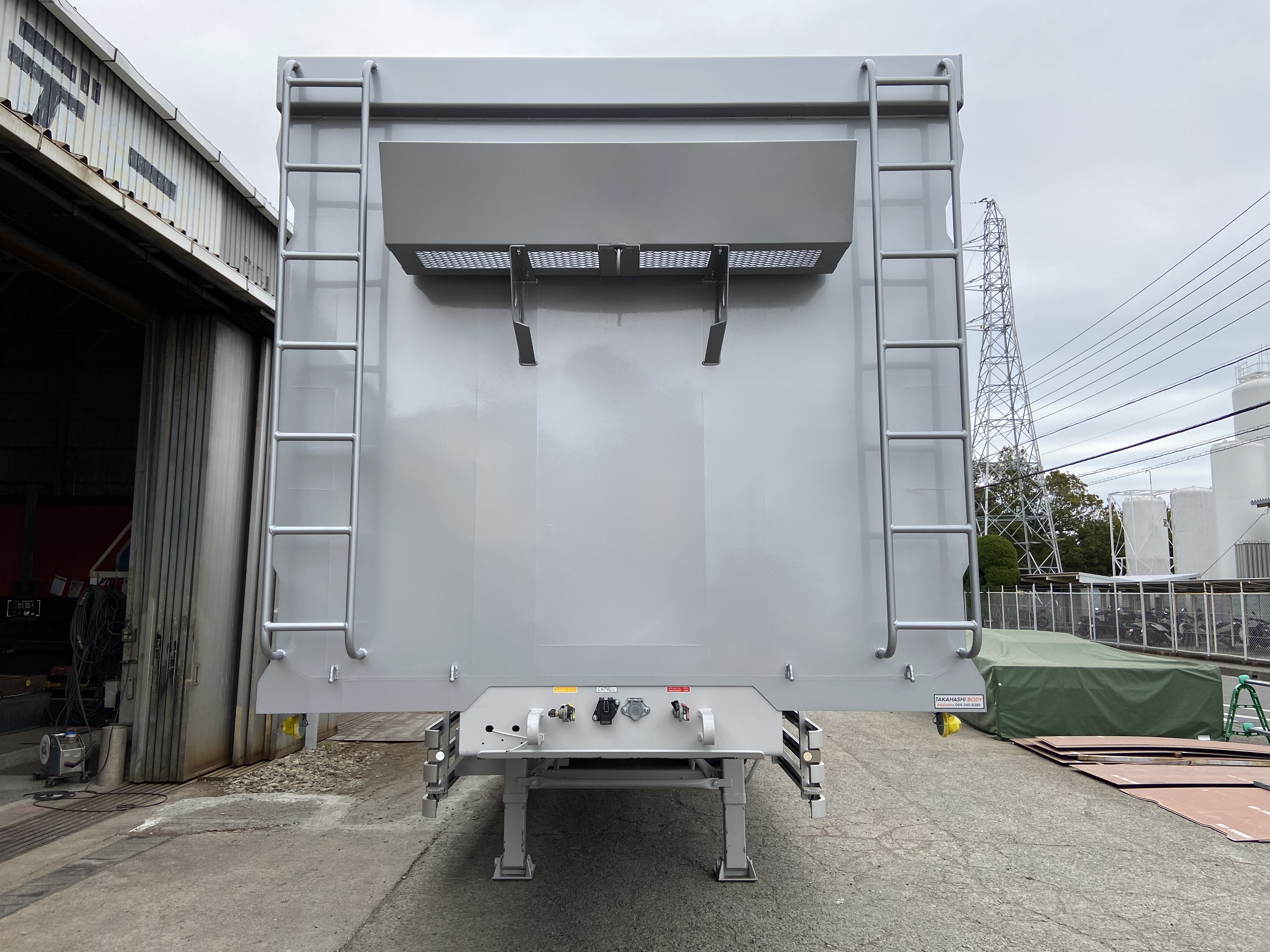 HARDOX® スクラップトレーラー 50㎥ BOX型(2021.03) 製作写真4