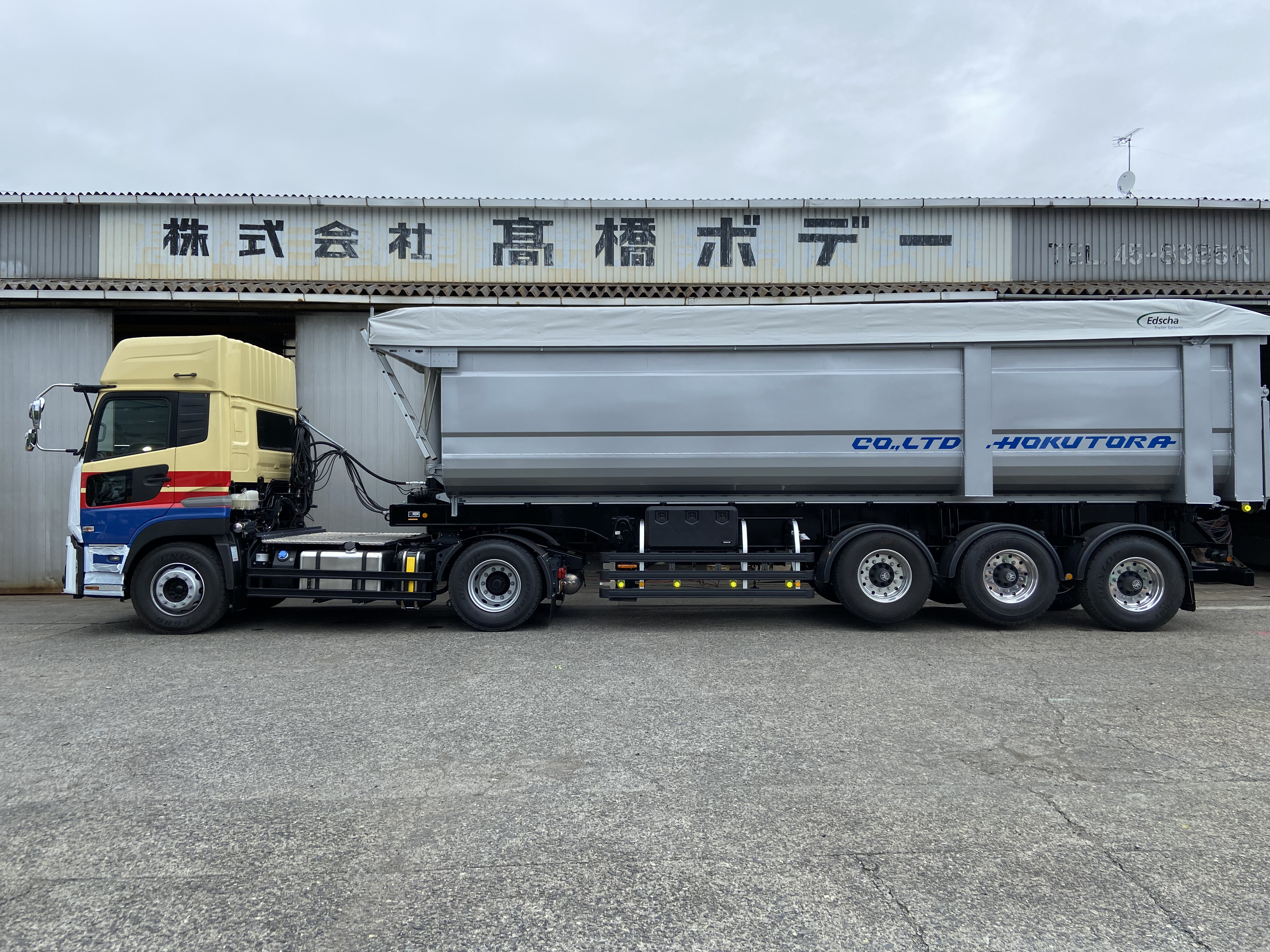 HARDOX®&SUS ダンプセミトレーラー 36㎥ 製作写真3