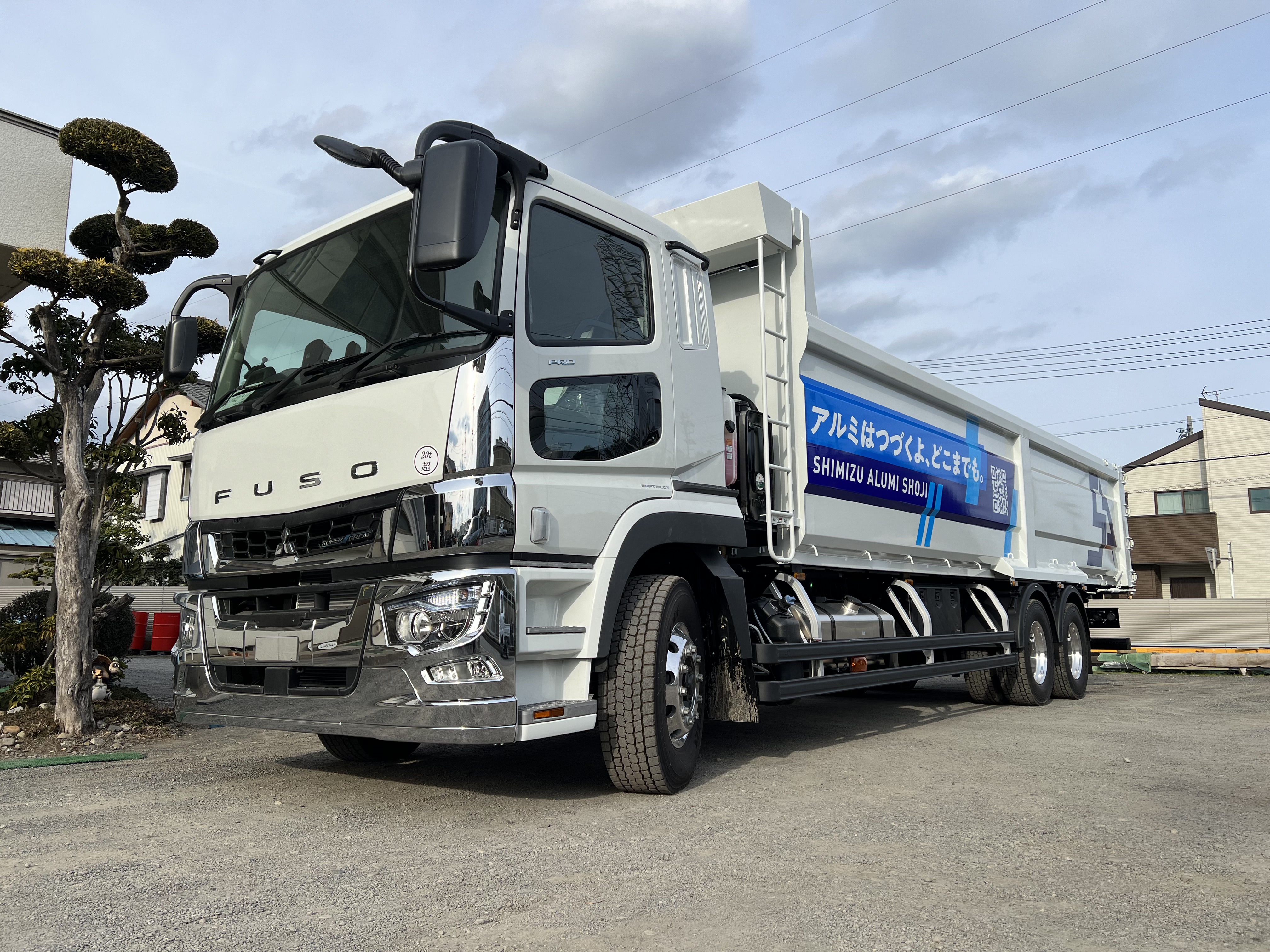 HARDOX®ダンプ 非鉄金属運搬車輌 30㎥ 製作写真2
