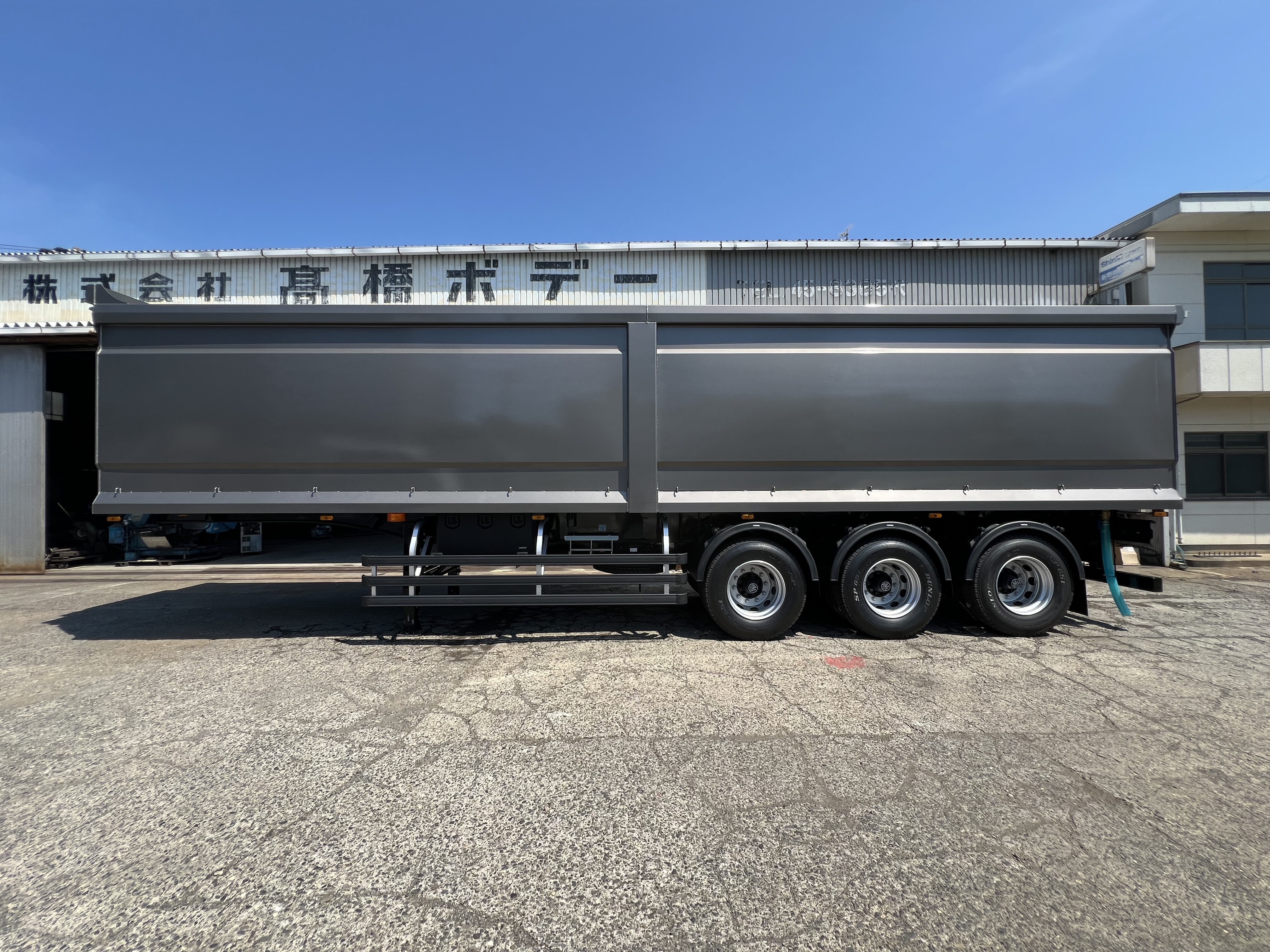 HARDOX®500TUF スクラップトレーラー 50㎥ BOX型（2024.08） 製作写真4