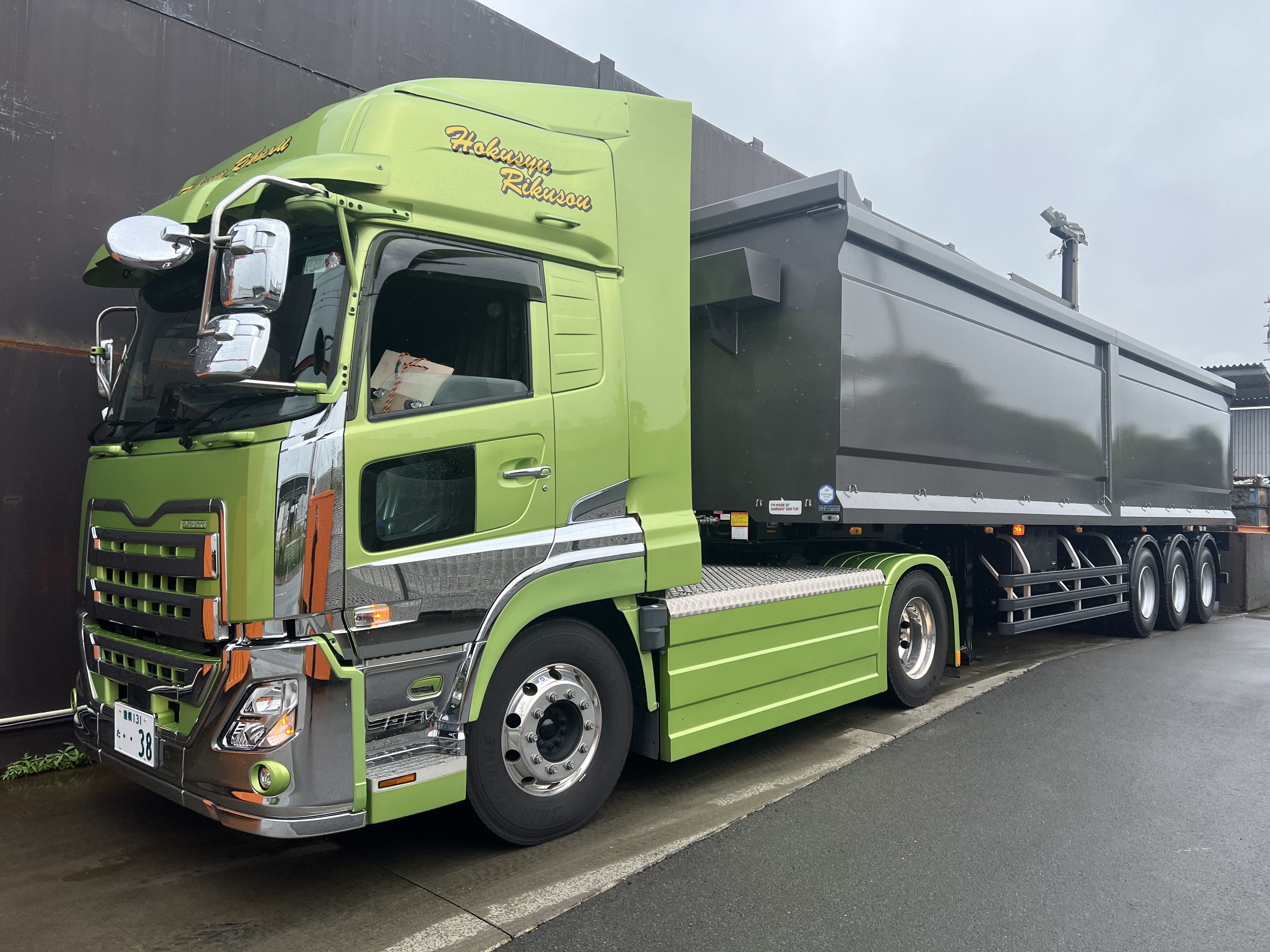 HARDOX®500TUF スクラップトレーラー 50㎥ BOX型（2024.08） 製作写真1