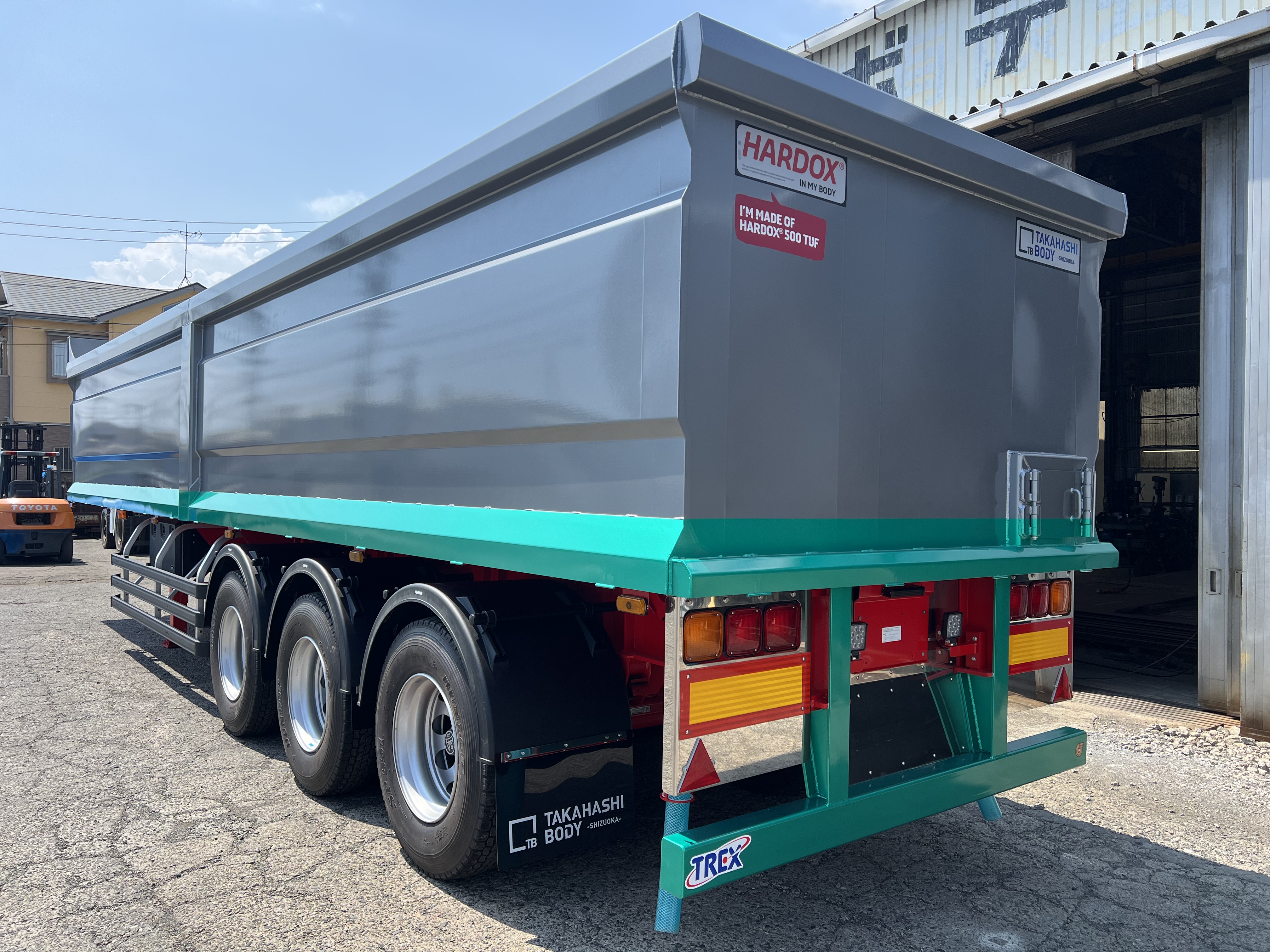 HARDOX®500TUF スクラップトレーラー 38㎥ BOX型(2024.08) 製作写真2