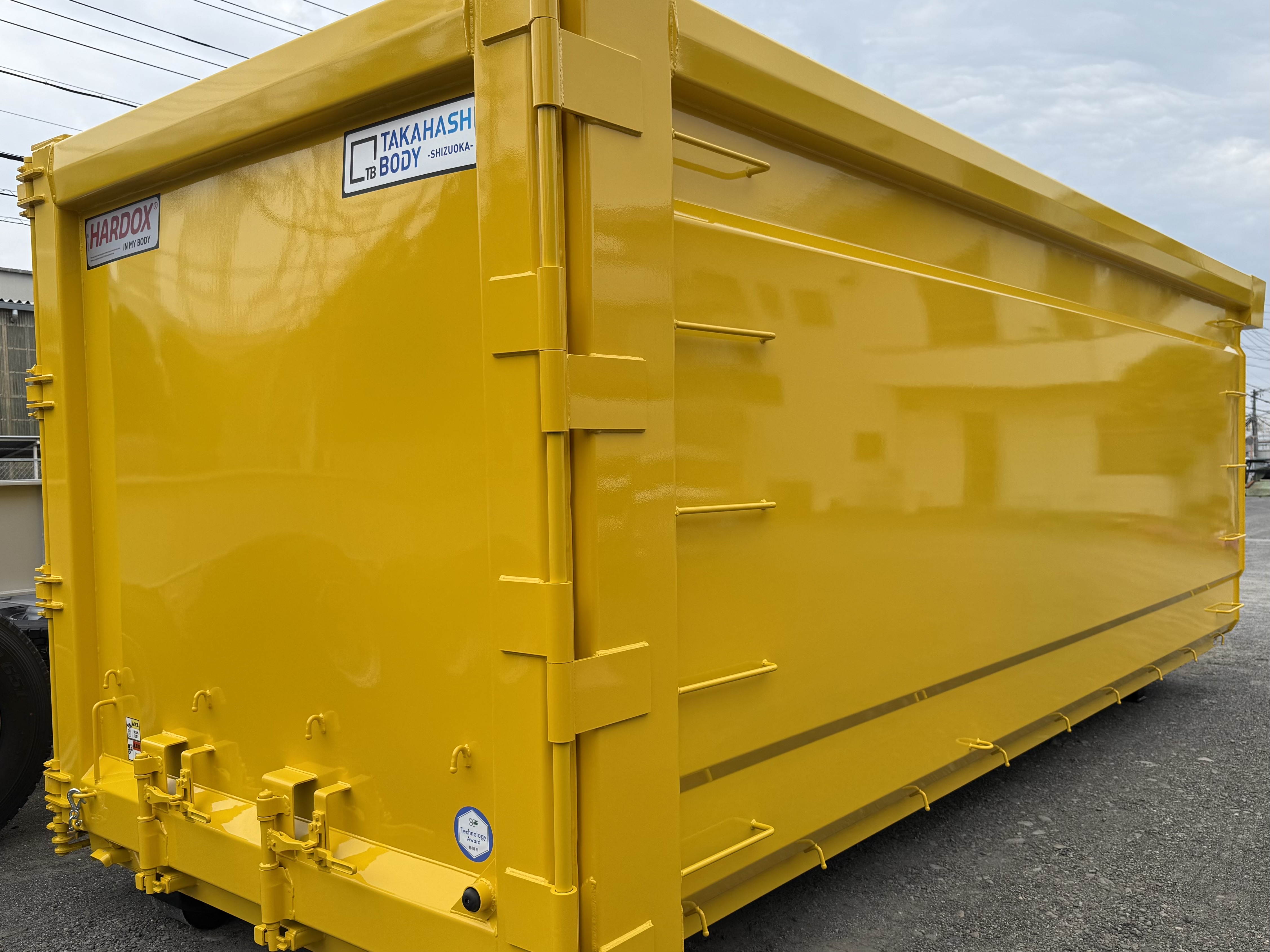 HARDOX®450 木チップ用 30㎥ 脱着コンテナ 製作写真2