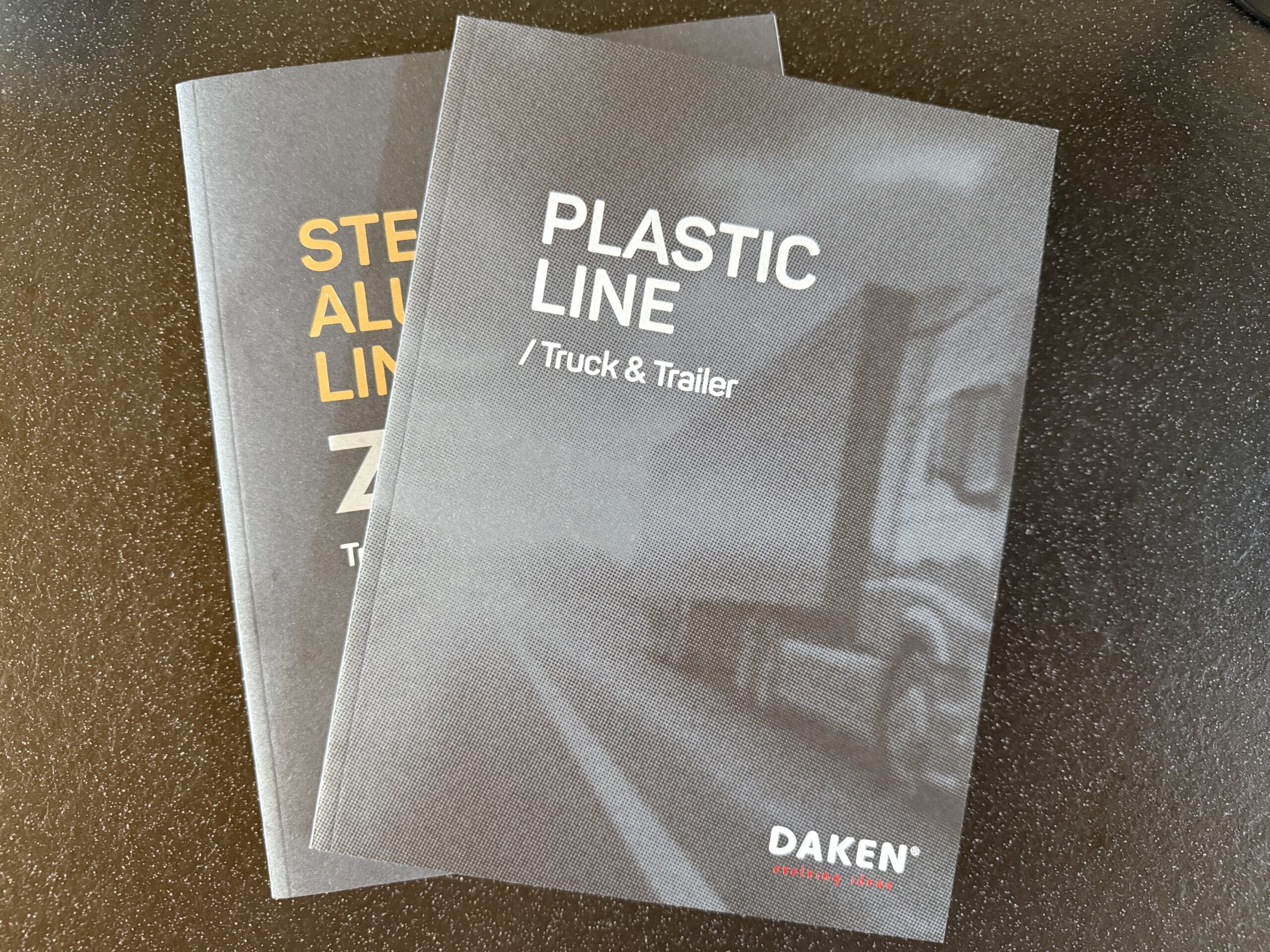 DAKENのPLASTIC LINEのカタログ