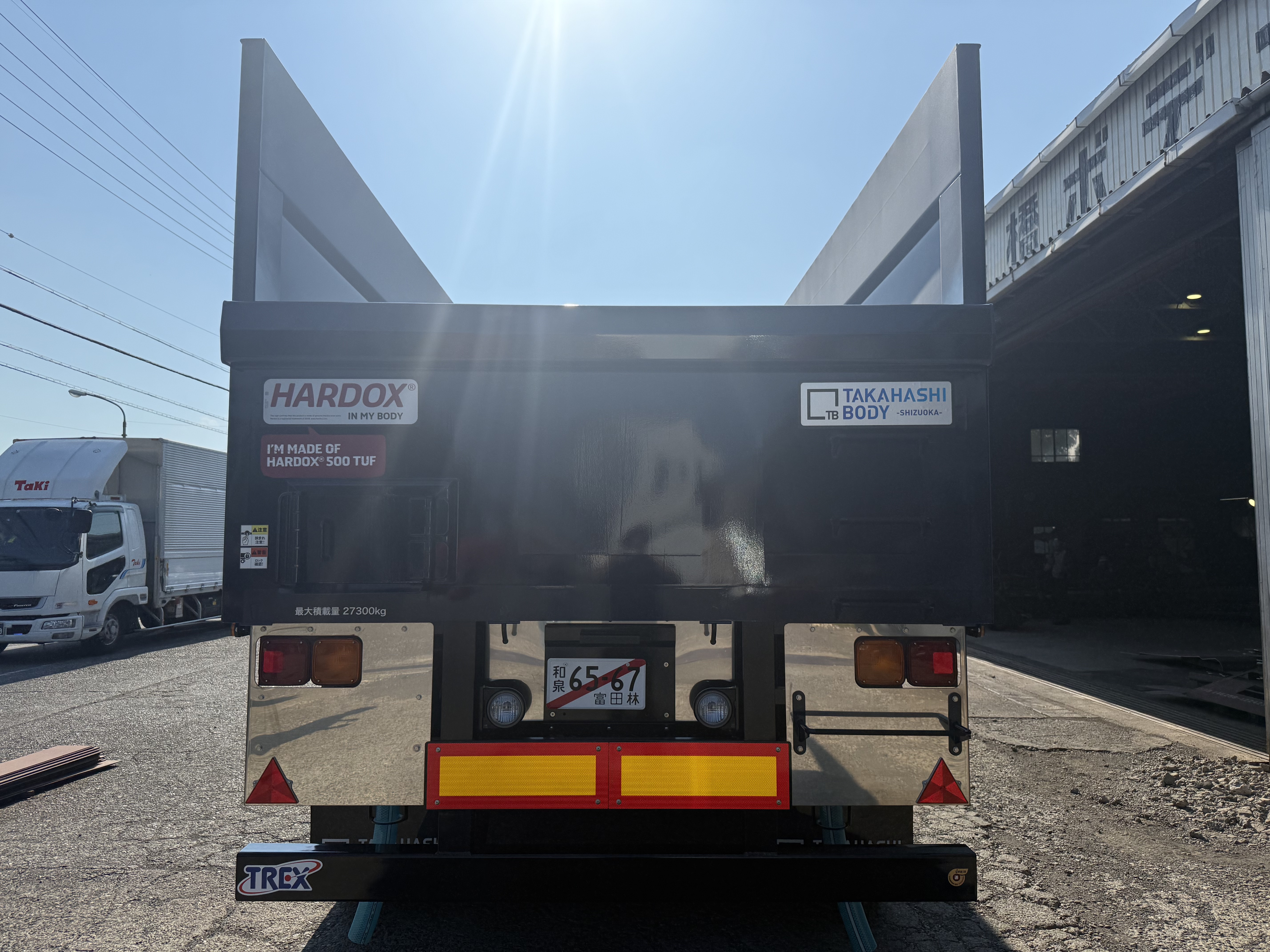 HARDOX®500TUF スクラップトレーラー 41㎥ BOX型 製作写真3